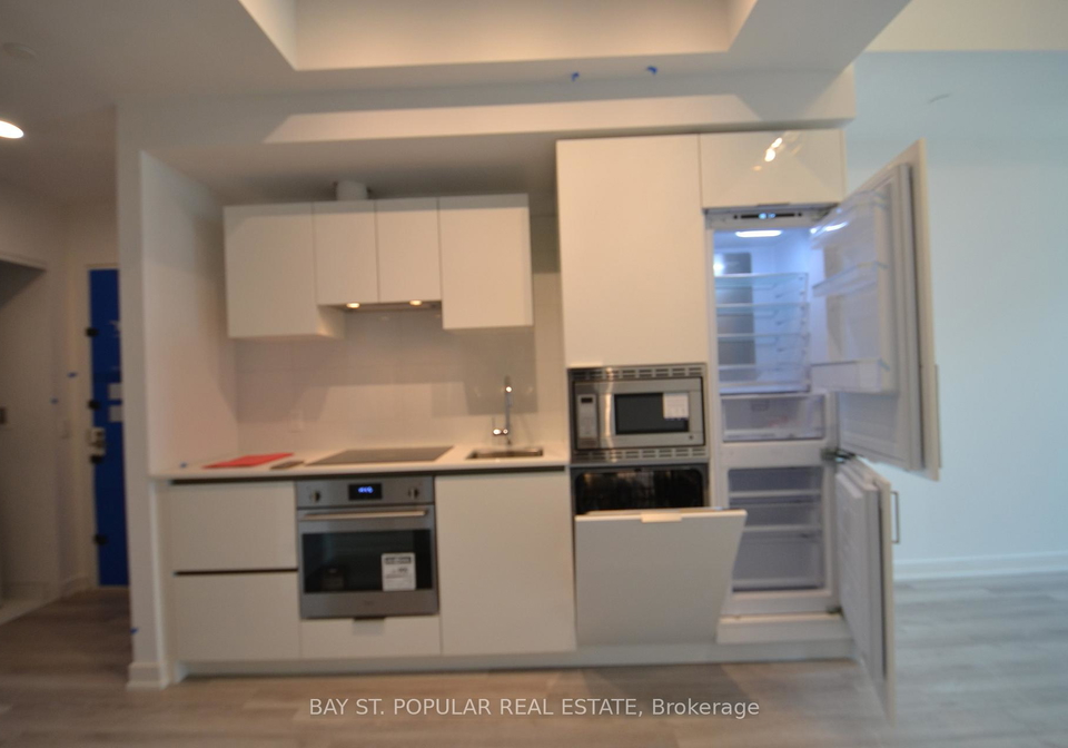 238-simcoe-street-toronto-ontario-c12247304