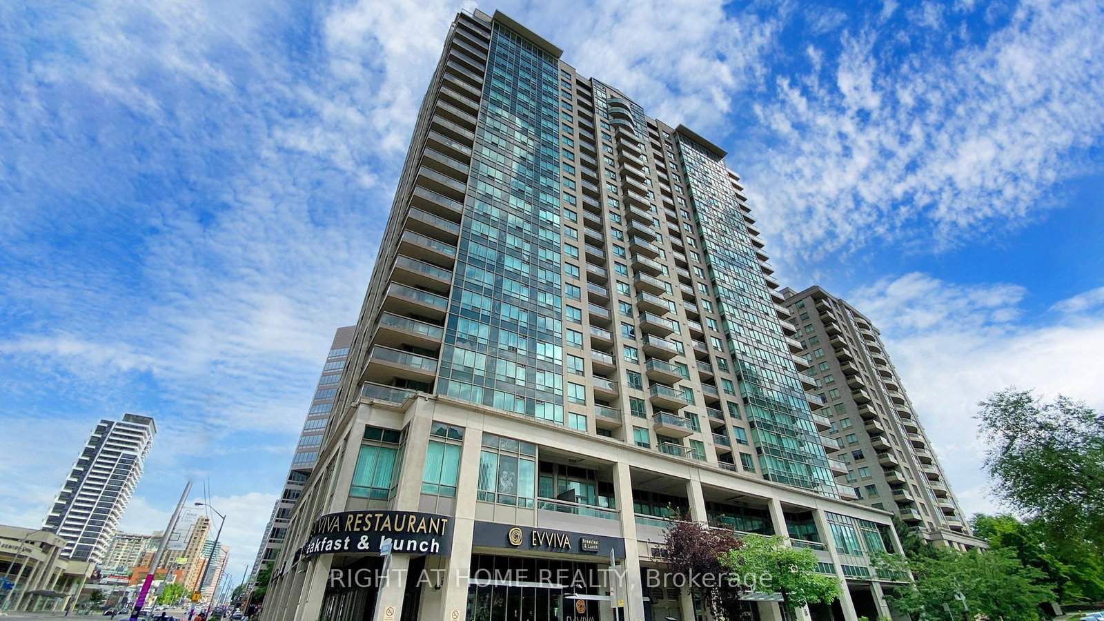 18-parkview-avenue-north-york-ontario-c12247541
