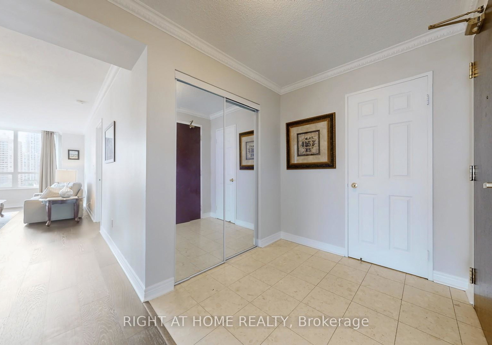 18-parkview-avenue-north-york-ontario-c12247541