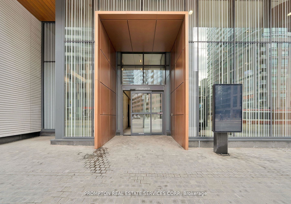 19-bathurst-street-toronto-ontario-c12247801