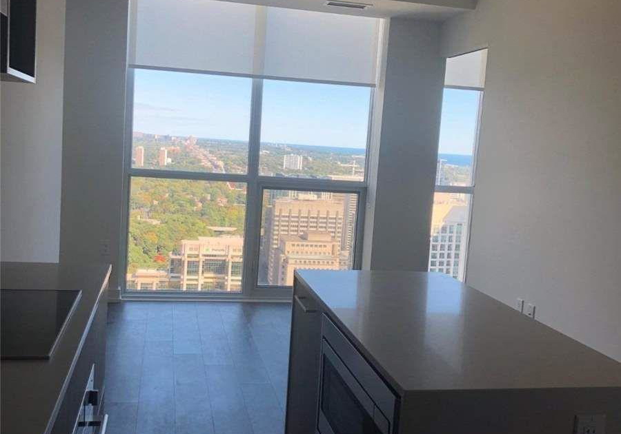 1-yorkville-avenue-e-toronto-ontario-c12248034