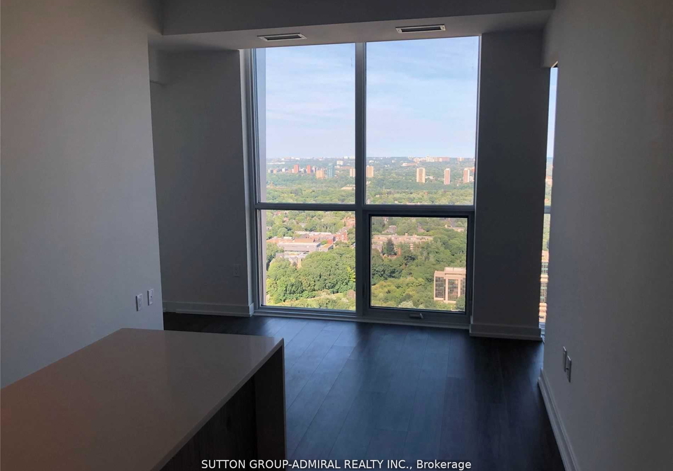 1-yorkville-avenue-e-toronto-ontario-c12248034