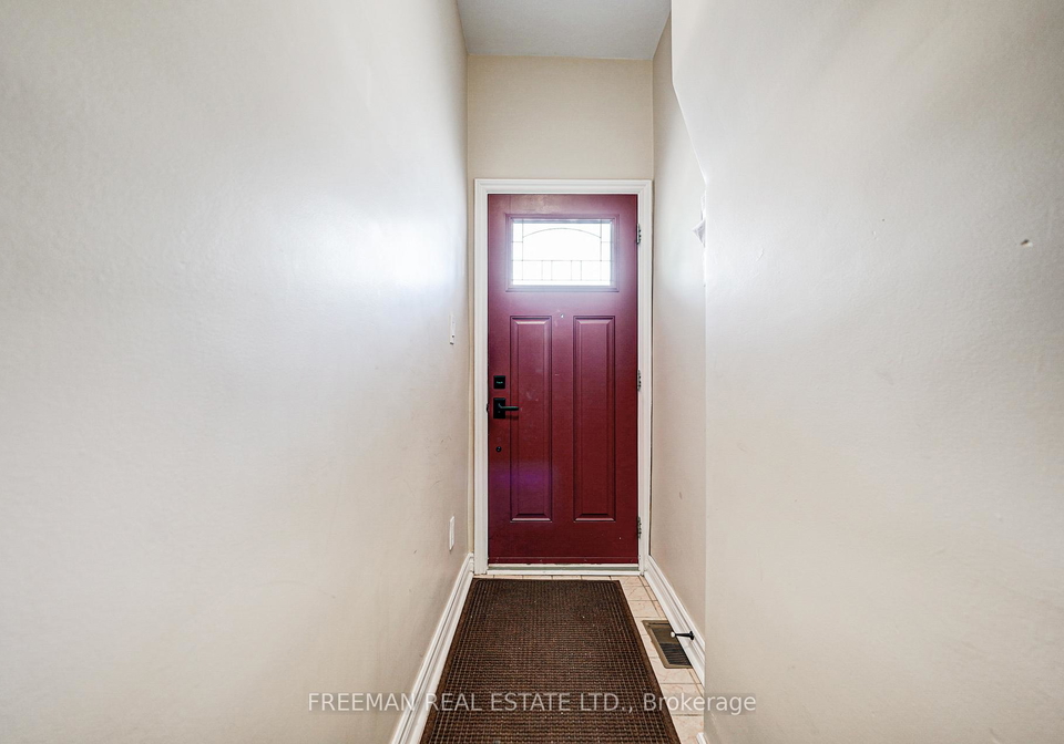 648-markham-street-toronto-ontario-c12248294