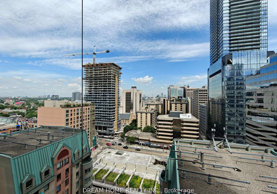 238-simcoe-street-toronto-ontario-c12248324