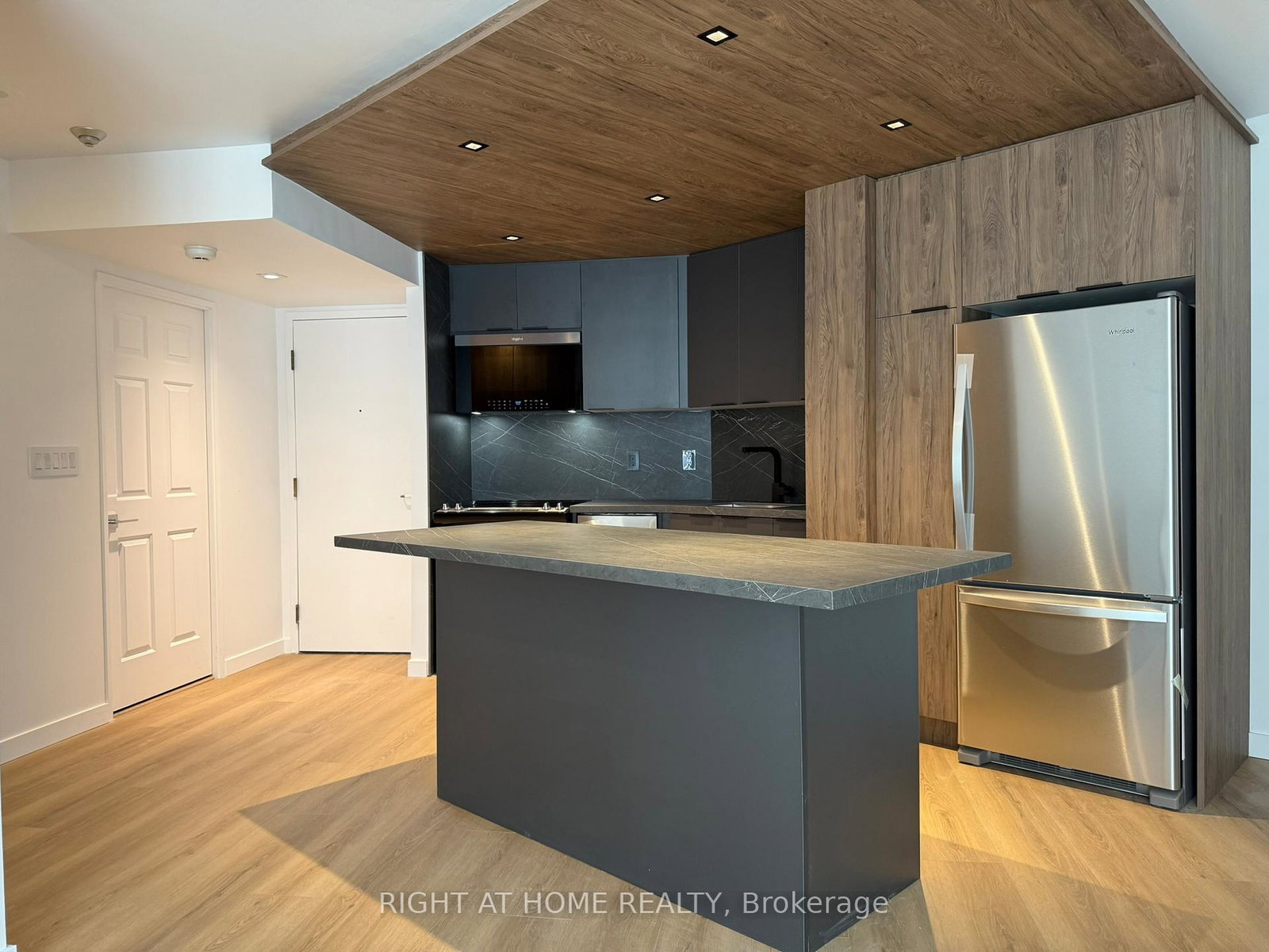 7-carlton-street-toronto-ontario-c12248405
