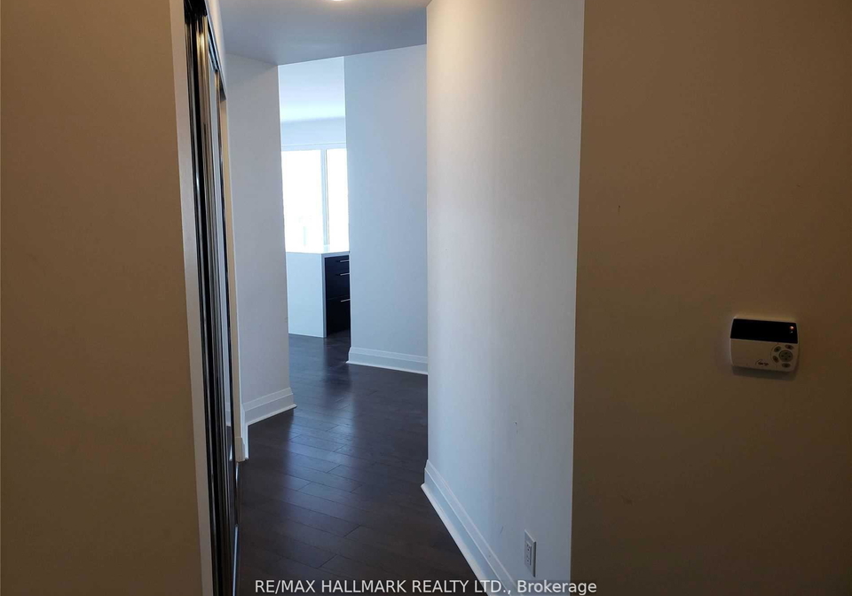 1080-bay-street-toronto-ontario-c12248546