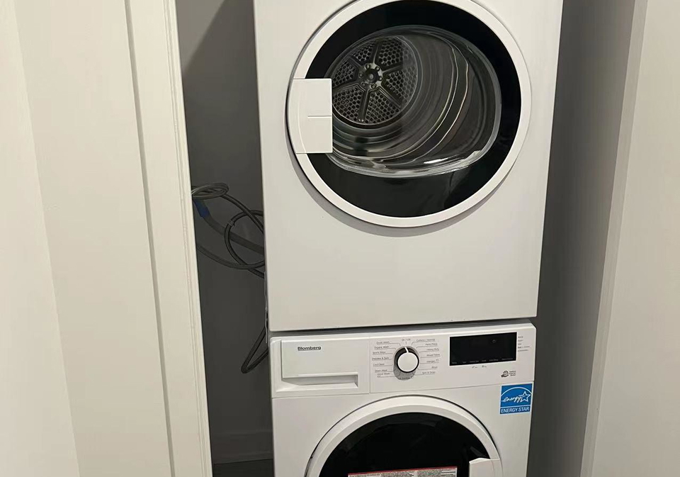 15-holmes-avenue-north-york-ontario-c12248806