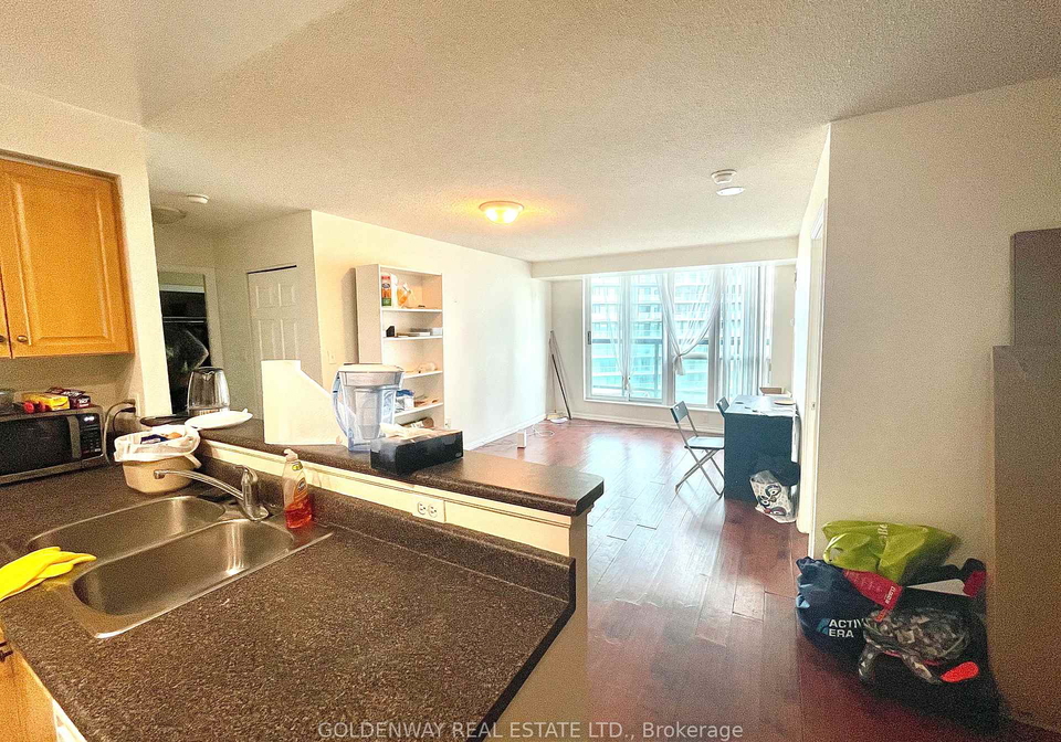 23-lorraine-drive-toronto-ontario-c12248843