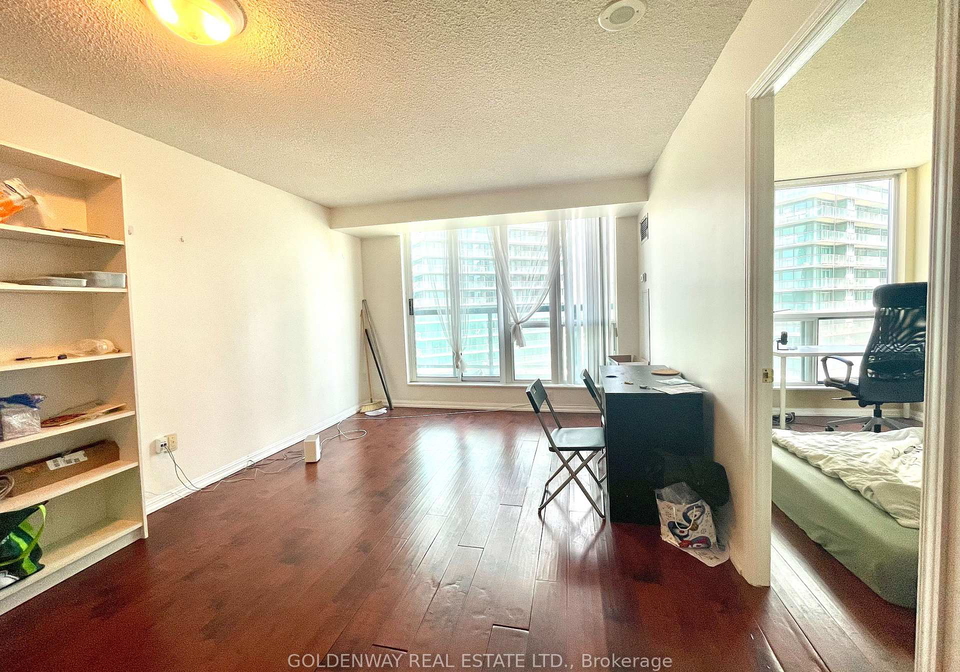 23-lorraine-drive-toronto-ontario-c12248843