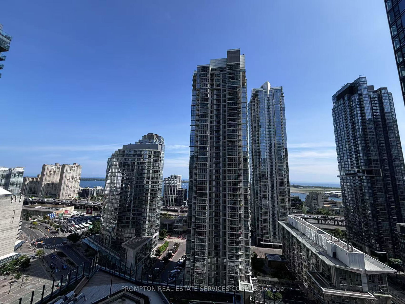 1-concord-cityplace-way-toronto-ontario-c12248974