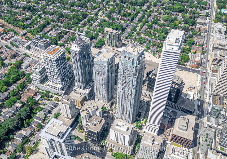 2191-yonge-street-toronto-ontario-c12249226
