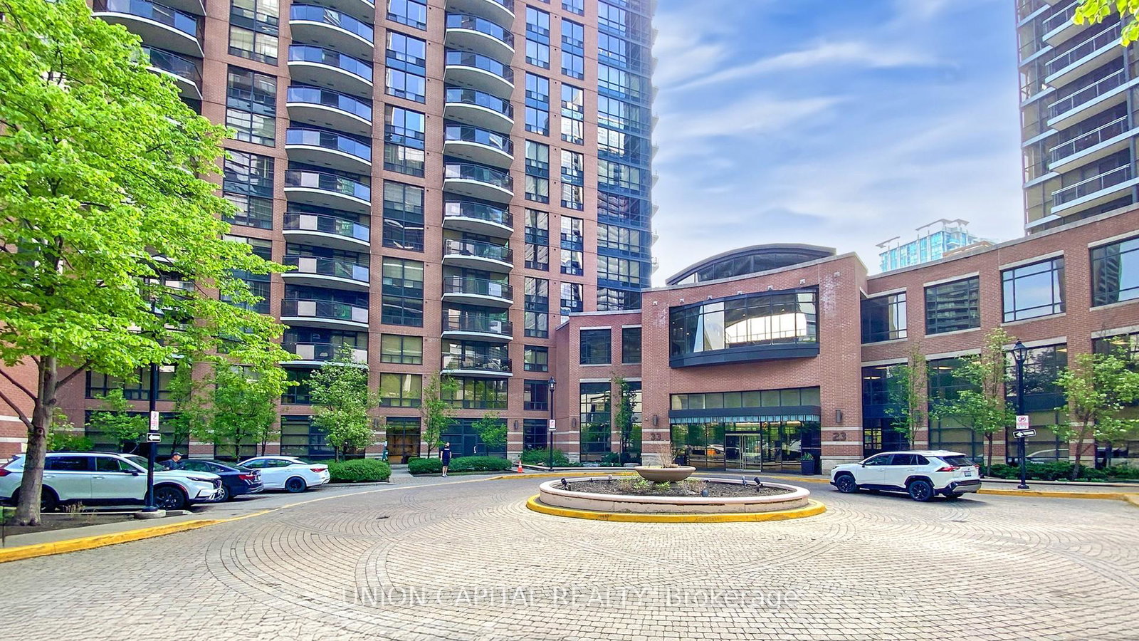 33-sheppard-avenue-e-north-york-ontario-c12249462