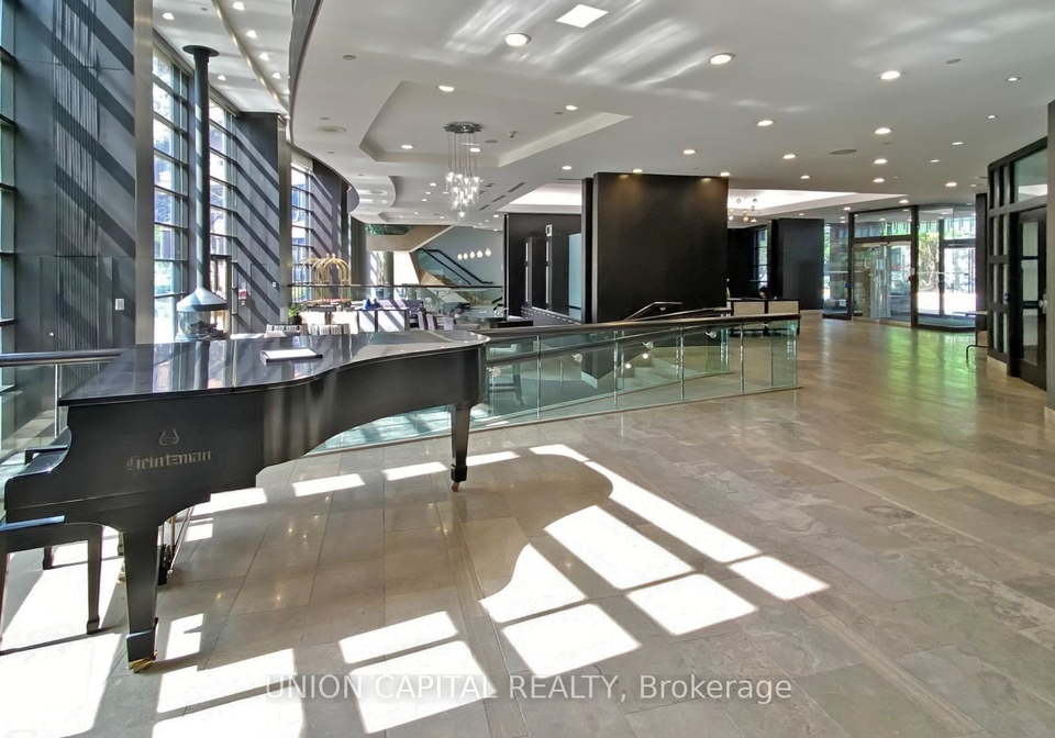 33-sheppard-avenue-e-north-york-ontario-c12249462