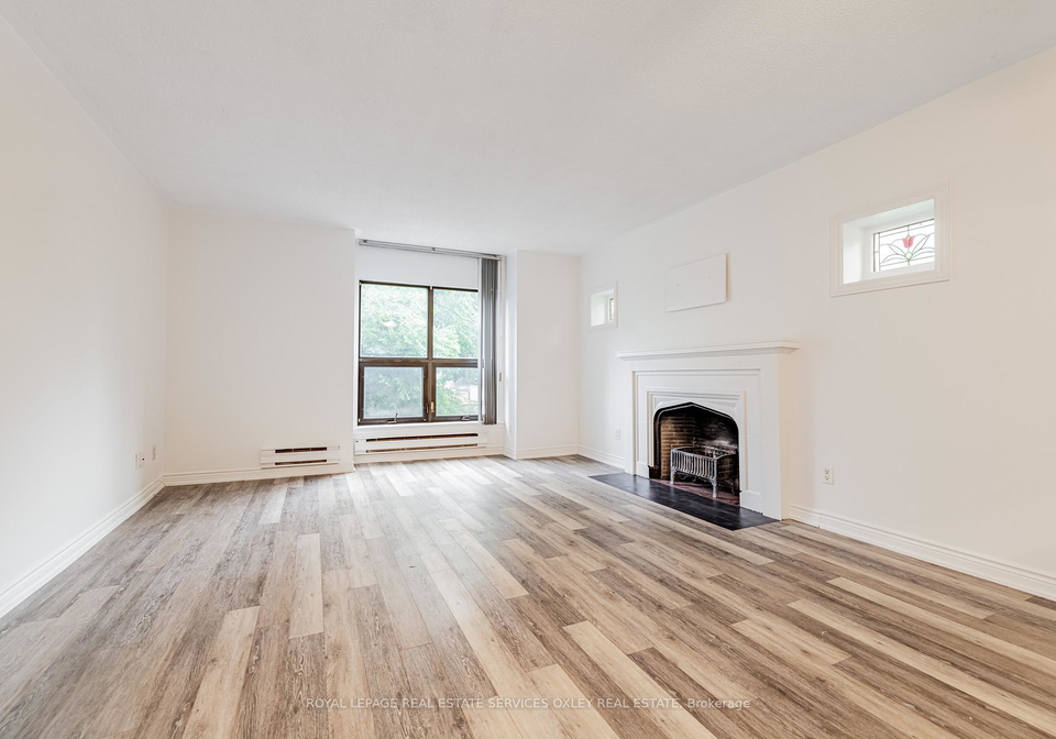 31-glebe-road-e-toronto-ontario-c12249602