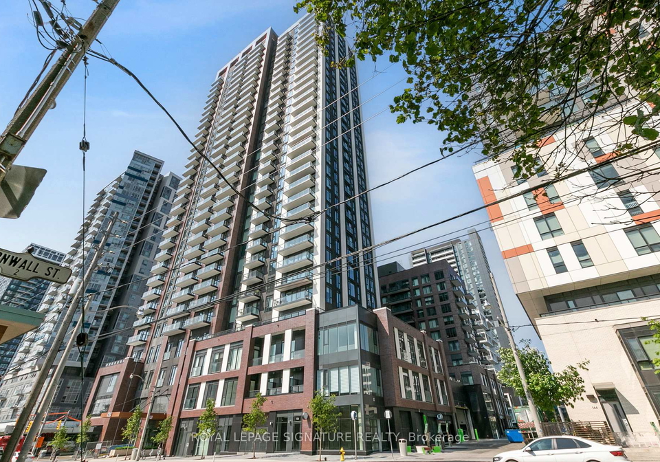 130-river-street-toronto-ontario-c12249632
