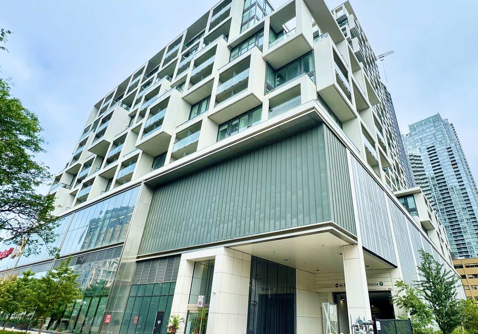 8-hillsdale-avenue-e-toronto-ontario-c12249713