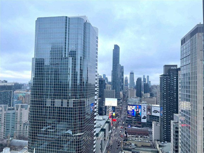 197-yonge-street-toronto-ontario-c12249966