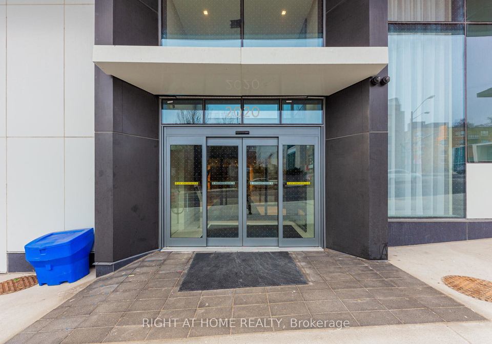 2020-bathurst-street-toronto-ontario-c12250937
