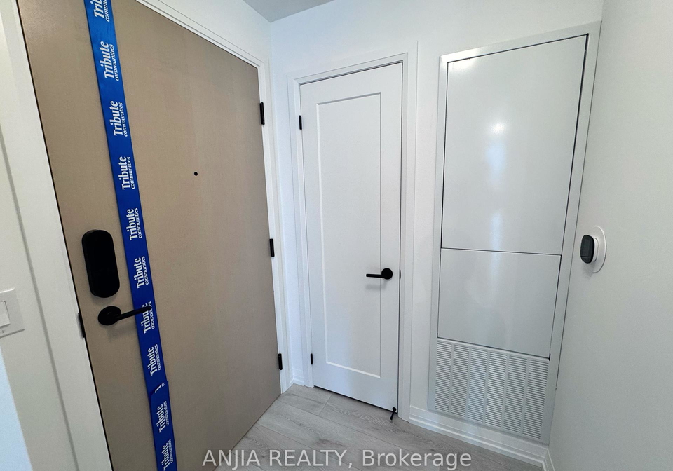 280-dundas-street-w-toronto-ontario-c12250999