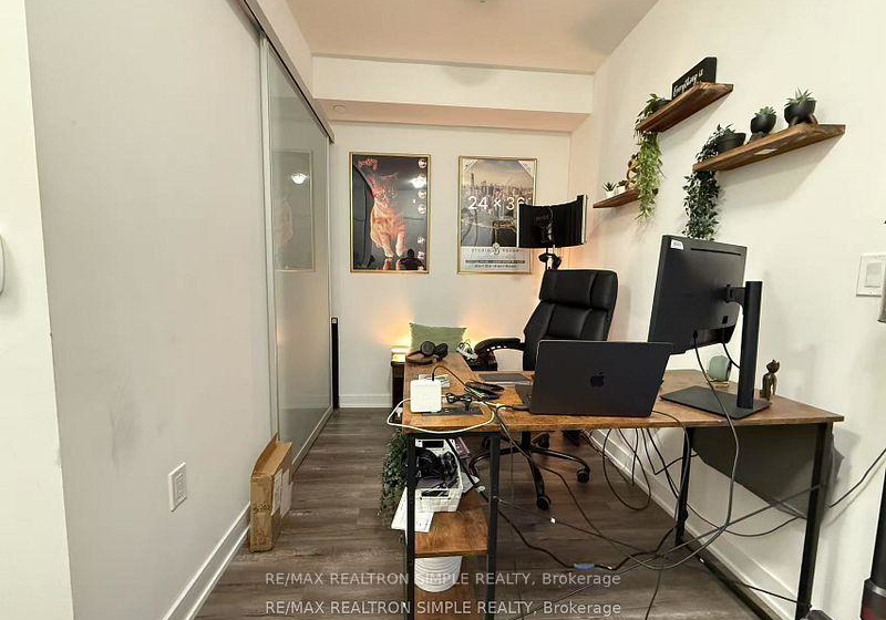 99-broadway-avenue-toronto-ontario-c12251101