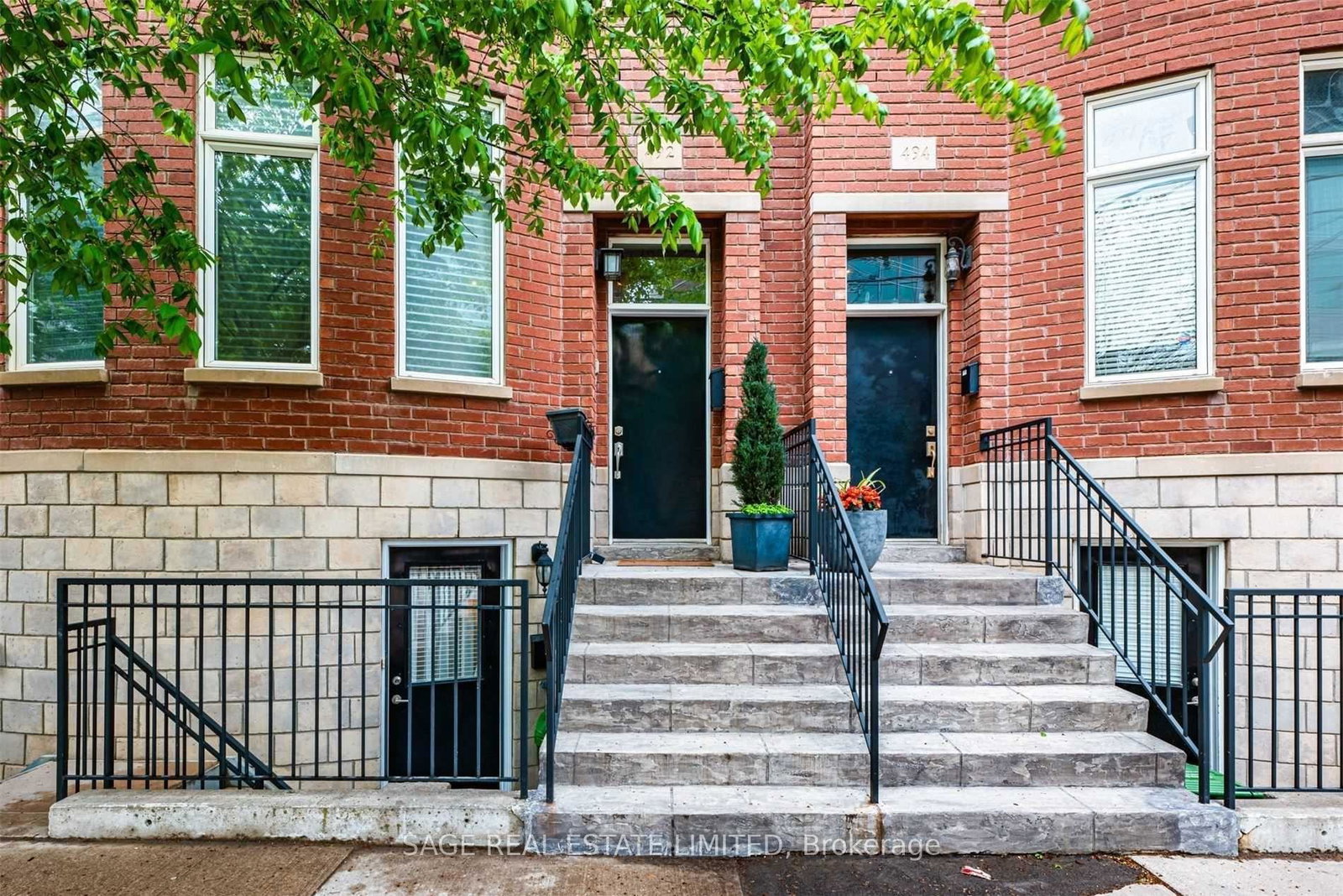 492-king-street-e-toronto-ontario-c12251170