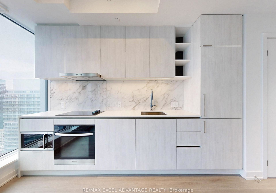 8-wellesley-street-w-toronto-ontario-c12251303