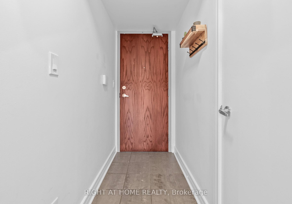 16-harrison-garden-boulevard-north-york-ontario-c12251551