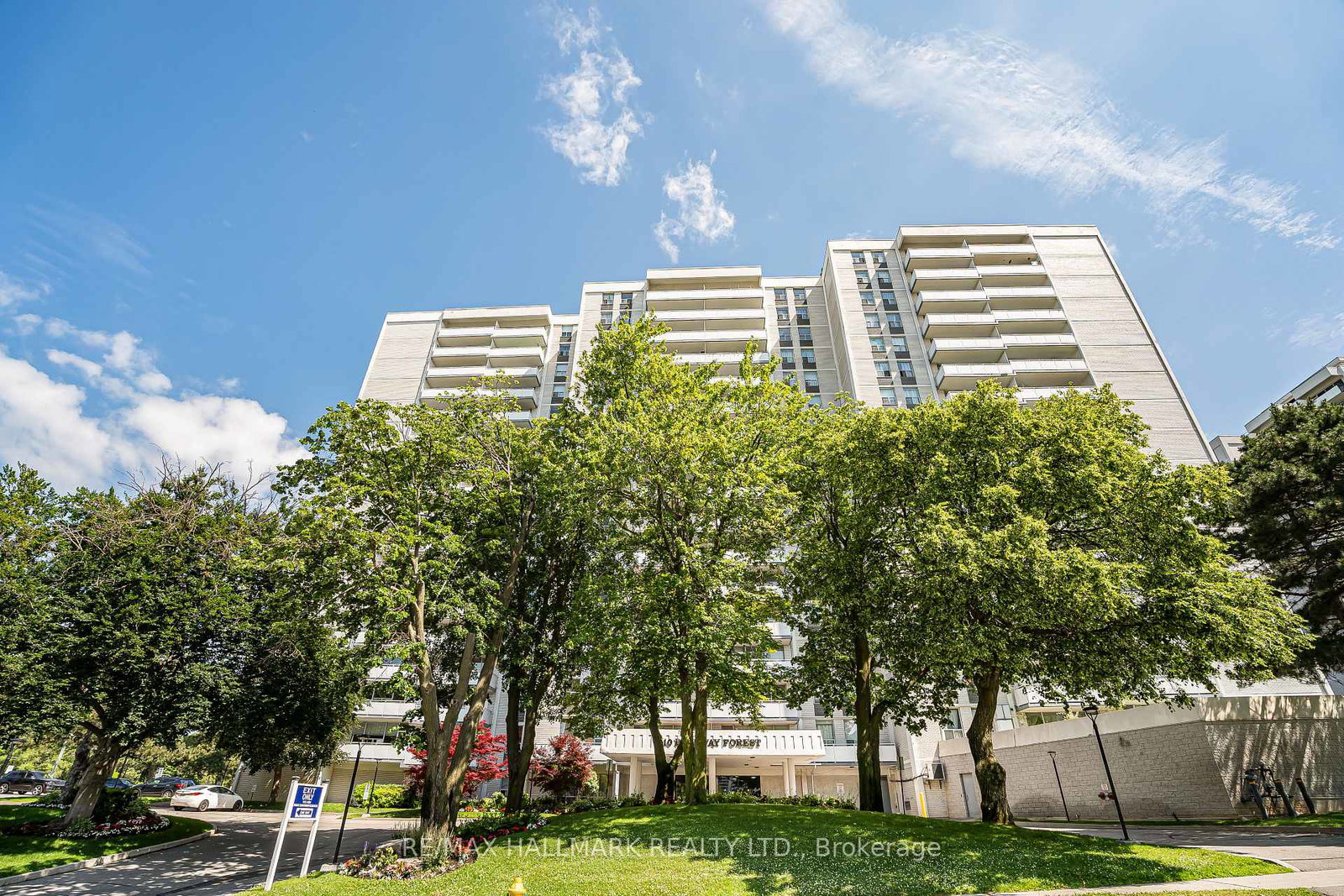 10-parkway-forest-drive-north-york-ontario-c12251594
