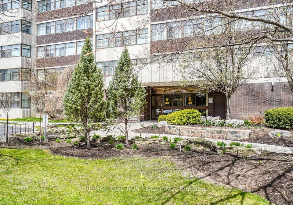 100-antibes-drive-toronto-ontario-c12251863