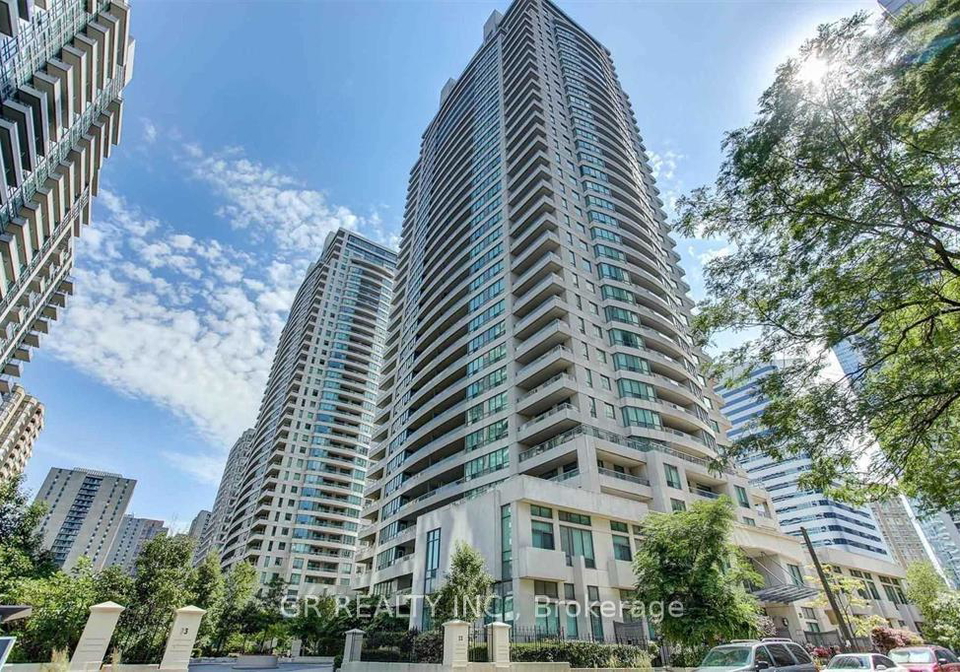 23-hollywood-avenue-north-york-ontario-c12252250