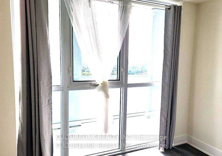 188-fairview-mall-drive-north-york-ontario-c12252396