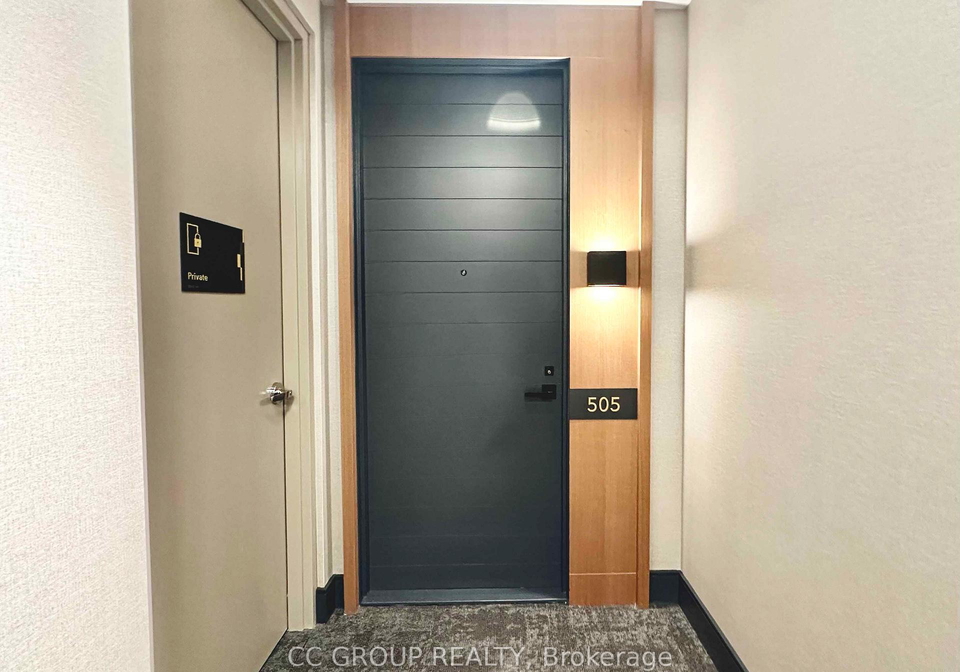 25-adra-grado-way-e-north-york-ontario-c12253351