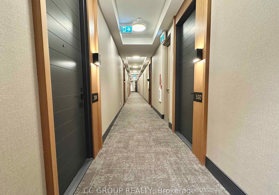 25-adra-grado-way-e-north-york-ontario-c12253351