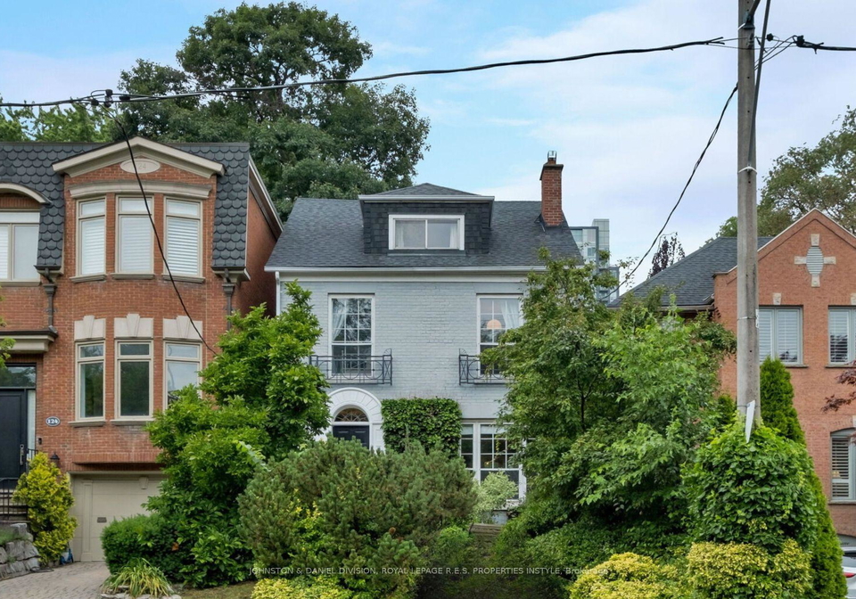 122-farnham-avenue-toronto-ontario-c12253488