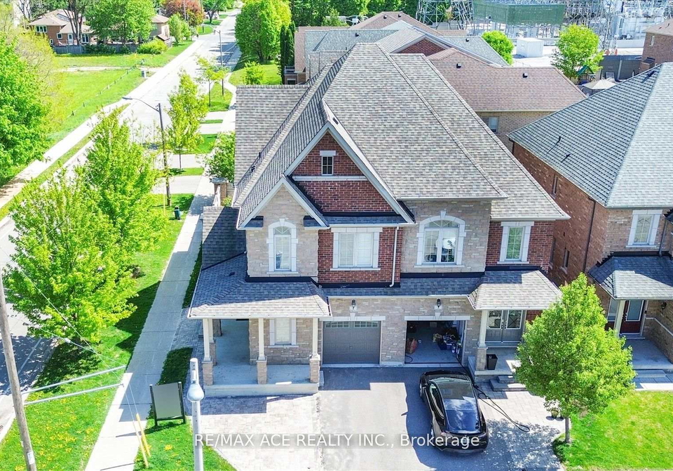 1-goldthread-terrace-toronto-ontario-c12253630