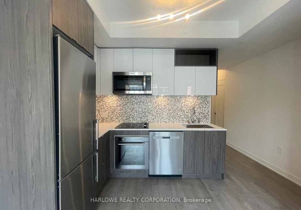 60-princess-street-toronto-ontario-c12253797