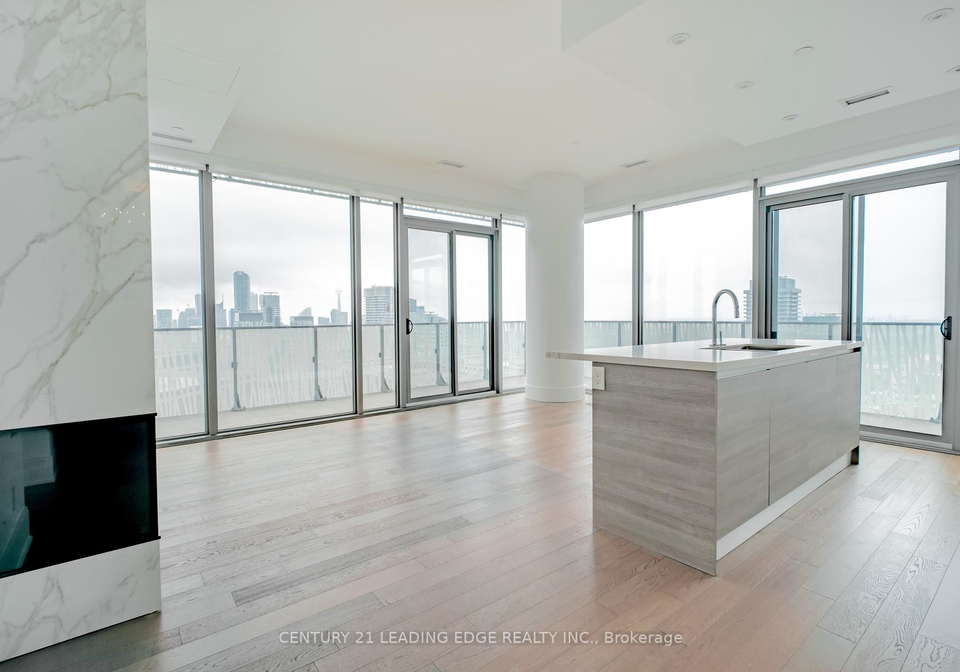 42-charles-street-e-toronto-ontario-c12253897