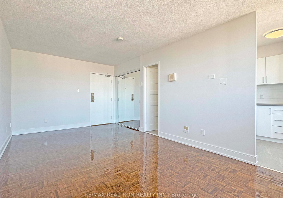 33-isabella-street-toronto-ontario-c12253969