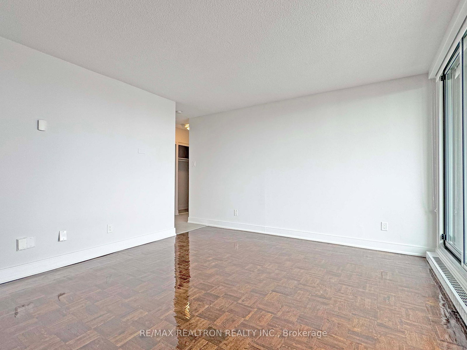 33-isabella-street-toronto-ontario-c12253971