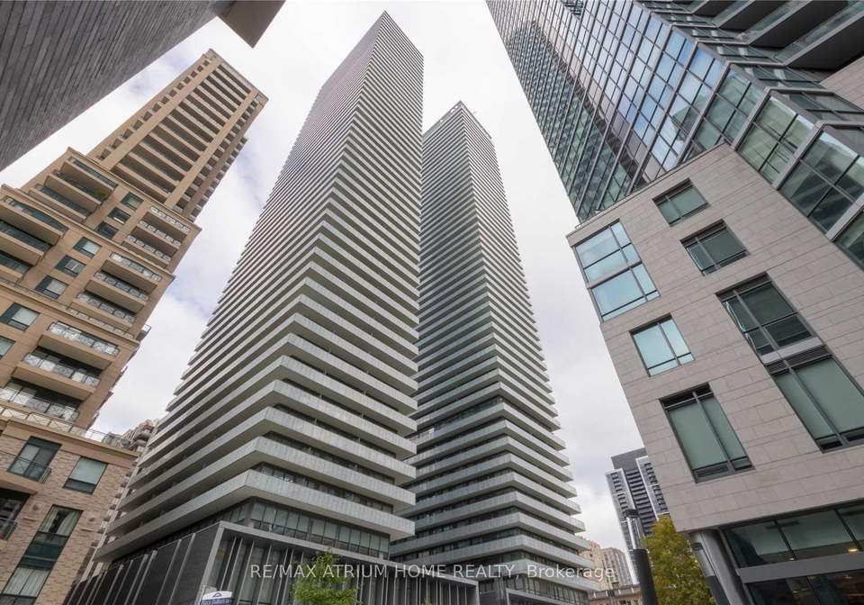 42-charles-street-e-toronto-ontario-c12254169