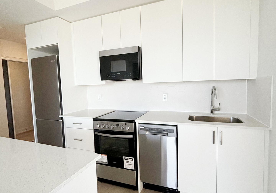 15-ellerslie-avenue-toronto-ontario-c12254175