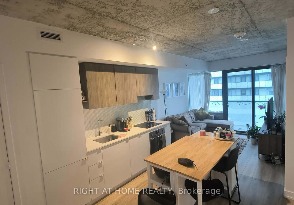 161-roehampton-avenue-toronto-ontario-c12254186