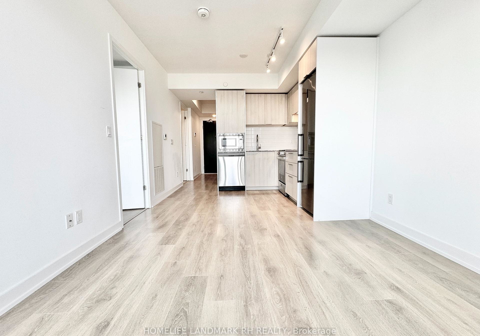 501-yonge-street-toronto-ontario-c12254194