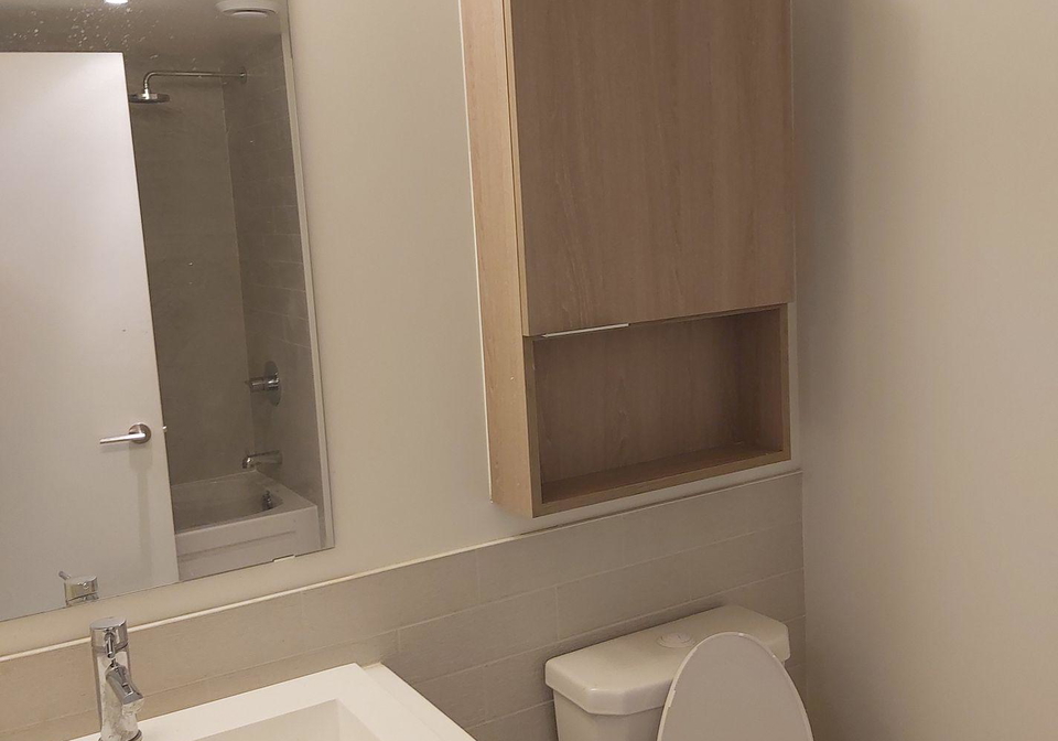 6-sonic-way-east-york-ontario-c12254406