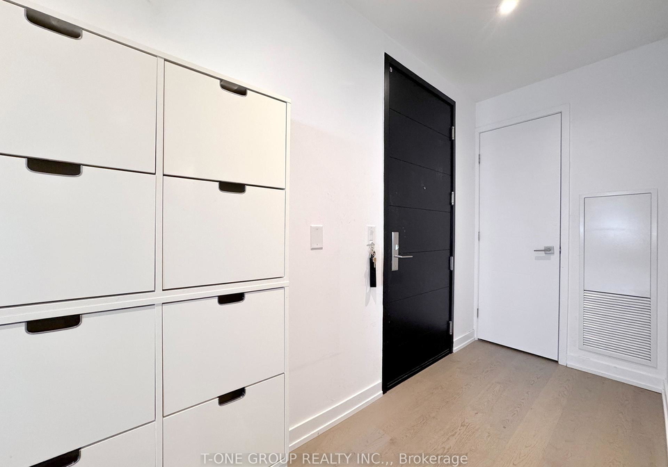 488-university-avenue-toronto-ontario-c12254574