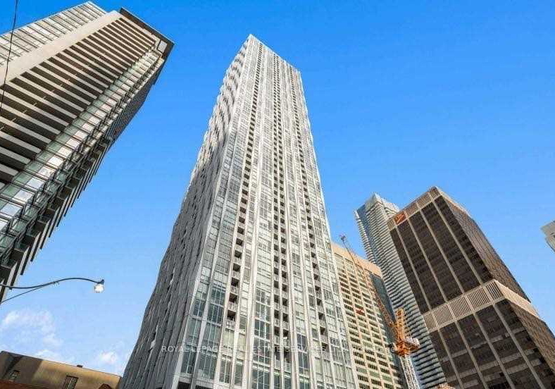 1-yorkville-avenue-toronto-ontario-c12255052