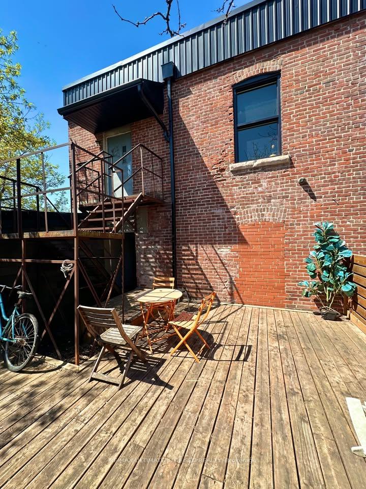 432-st-clarens-avenue-toronto-ontario-c12255133