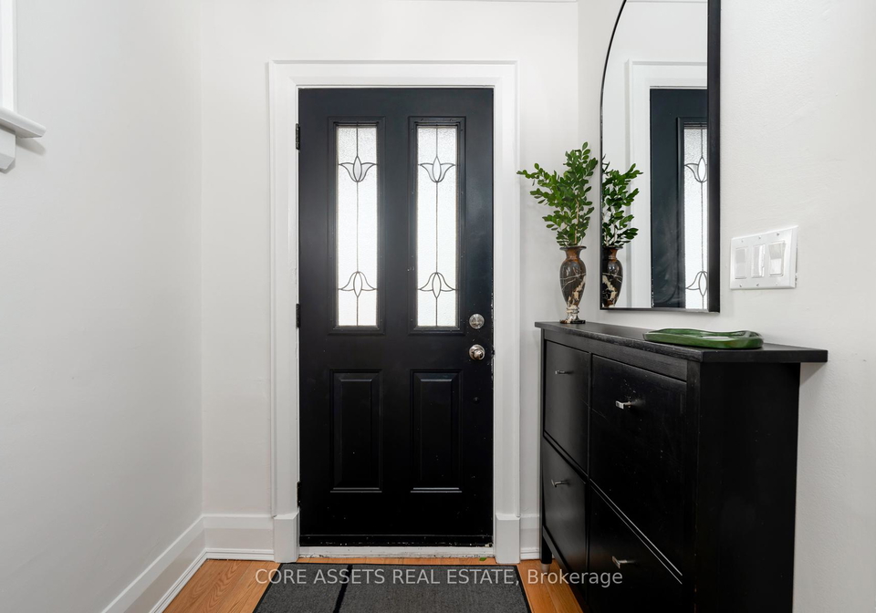 16-gresham-road-toronto-ontario-c12255212