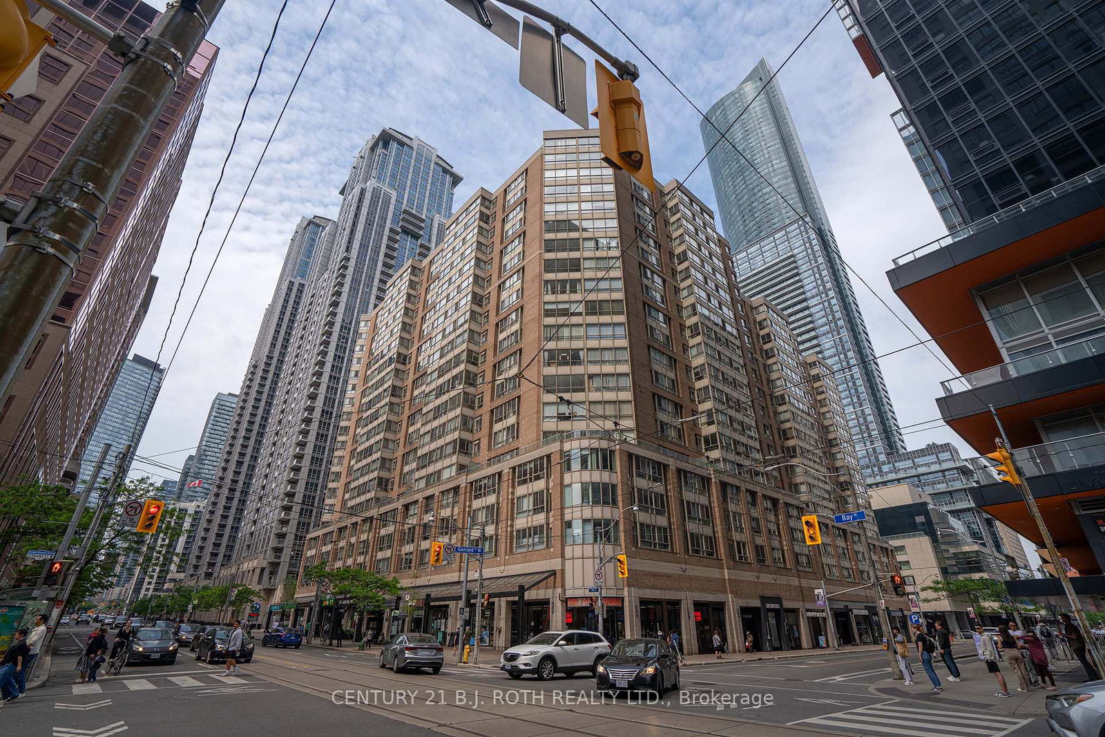 711-bay-street-n-toronto-ontario-c12255254