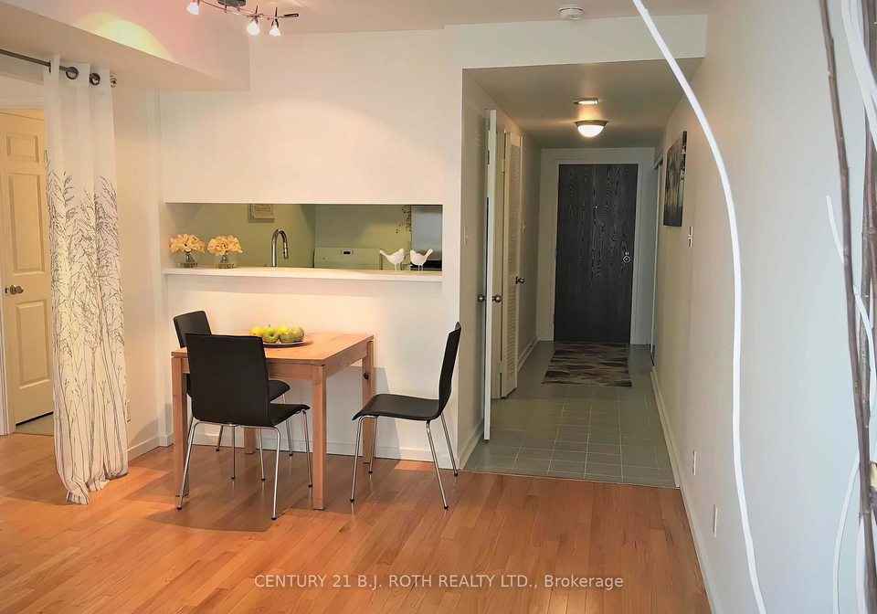711-bay-street-n-toronto-ontario-c12255254